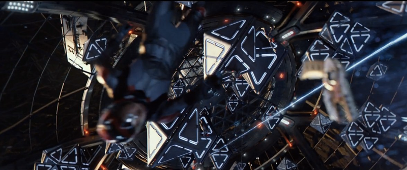 Illustration for article titled What do screencaps reveal about the future horrors of Ender's Game?